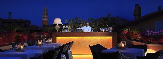 Hotel A LA Commedia