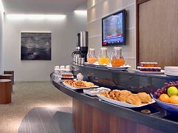 Novotel Montreal Aeroport