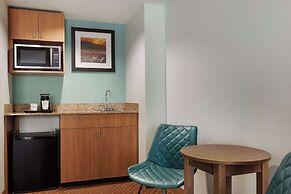 Wingate by Wyndham Louisville East