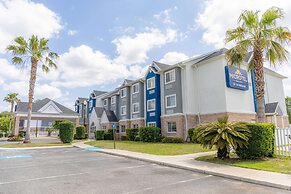 Microtel Inn & Suites by Wyndham Kingsland Naval Base I-95