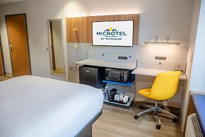 Microtel Inn & Suites by Wyndham Kingsland Naval Base I-95