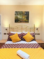 Albro House Hotel