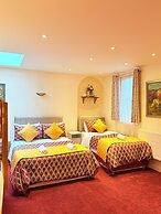 Albro House Hotel