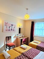 Albro House Hotel