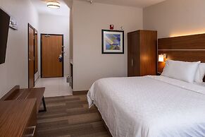 Holiday Inn Express & Suites Gunnison by IHG