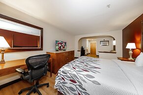 Red Roof Inn & Suites Biloxi - Ocean Springs