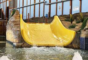 Grand Bear Resort at Starved Rock