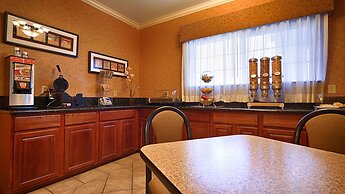 Best Western Henrietta Inn & Suites
