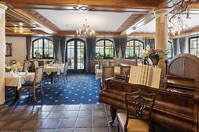 Hotel AlpenSchlössl