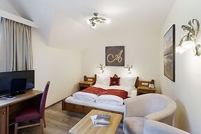 Hotel AlpenSchlössl