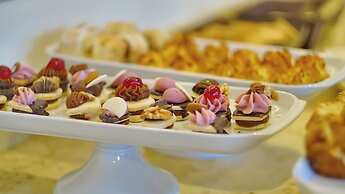 Condor Suites Apart Hotel