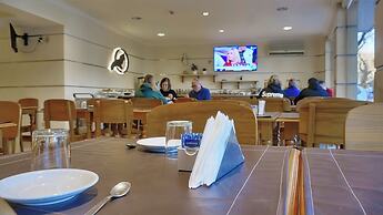 Condor Suites Apart Hotel