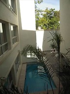 Condor Suites Apart Hotel