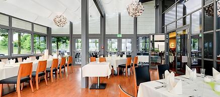 NOVINA HOTEL Herzogenaurach Herzo Base