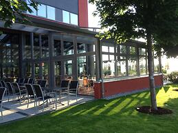 NOVINA HOTEL Herzogenaurach Herzo Base