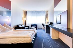NOVINA HOTEL Herzogenaurach Herzo Base