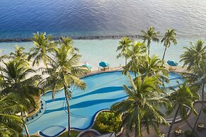 Royal Island Resort & Spa