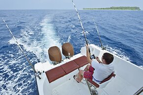 Royal Island Resort & Spa