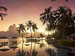 Royal Island Resort & Spa