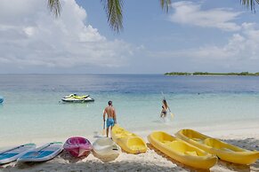 Royal Island Resort & Spa