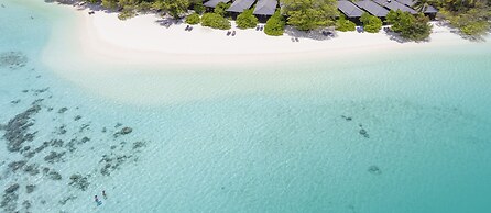 Royal Island Resort & Spa