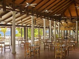 Royal Island Resort & Spa