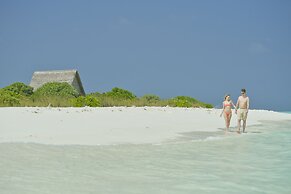 Royal Island Resort & Spa