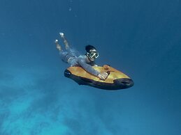 Royal Island Resort & Spa