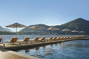 The Lake Como EDITION