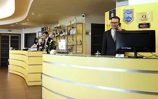 Hotel Dama