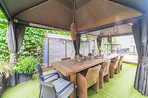 Hotel Gheestelic hof by CW Hotel Collection