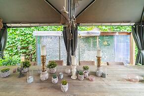 Hotel Gheestelic hof by CW Hotel Collection