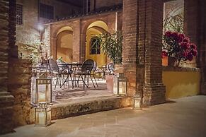Il Chiostro del Carmine