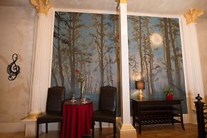 Anniversary Inn - 5th South