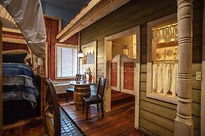 Anniversary Inn - 5th South