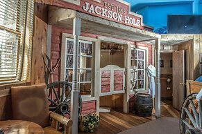 Anniversary Inn - 5th South