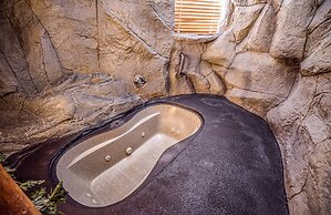 Anniversary Inn - 5th South