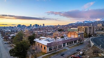 Anniversary Inn - 5th South