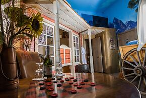 Anniversary Inn - 5th South