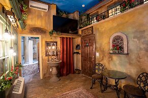 Anniversary Inn - 5th South