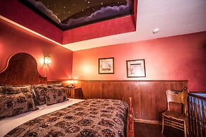 Anniversary Inn - 5th South