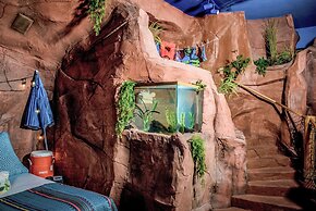 Anniversary Inn - 5th South