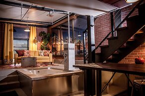 Anniversary Inn - 5th South