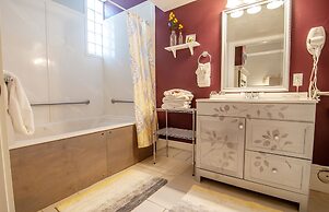 Anniversary Inn - 5th South