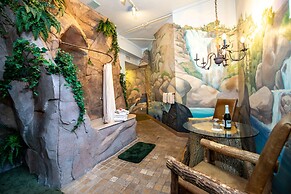 Anniversary Inn - 5th South