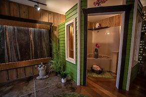 Anniversary Inn - Boise