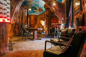 Anniversary Inn - Boise