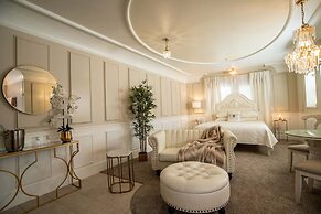 Anniversary Inn - Boise