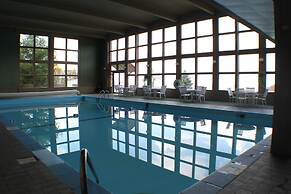 The Historic Summit Inn