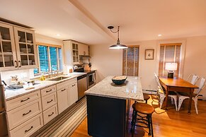 Hill Farm Inn
